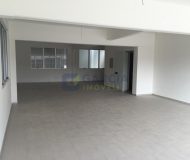 Depósito com 970m², 17 vagas no bairro Sarandi em Porto Alegre