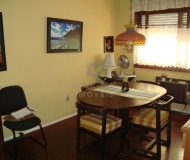 Casa com 550m², 5 dormitórios, 4 vagas no bairro Chácara das Pedras em Porto Alegre