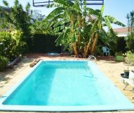 Casa com 550m², 5 dormitórios, 4 vagas no bairro Chácara das Pedras em Porto Alegre