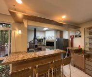 Apartamento com 42m², 2 dormitórios, 1 vaga no bairro Morro Santana em Porto Alegre