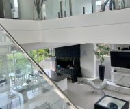 Casa em Condomínio com 309m², 3 dormitórios, 2 suítes, 4 vagas no bairro Vila Nova em Porto Alegre