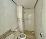 Apartamento com 87m², 3 dormitórios, 1 suíte, 1 vaga no bairro Passo da Areia em Porto Alegre