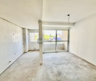 Apartamento com 87m², 3 dormitórios, 1 suíte, 1 vaga no bairro Passo da Areia em Porto Alegre