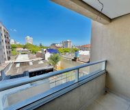 Apartamento com 87m², 3 dormitórios, 1 suíte, 1 vaga no bairro Passo da Areia em Porto Alegre