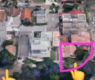Terreno com 339m² no bairro Vila Ipiranga em Porto Alegre