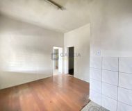 Casa com 100m², 2 dormitórios, 3 vagas no bairro Sarandi em Porto Alegre