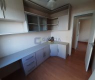 Apartamento com 60m², 3 dormitórios, 1 suíte, 1 vaga no bairro Jardim Itu em Porto Alegre