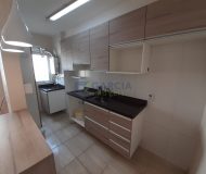Apartamento com 60m², 3 dormitórios, 1 suíte, 1 vaga no bairro Jardim Itu em Porto Alegre