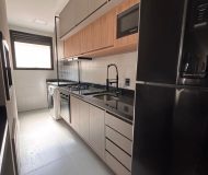 Apartamento com 65m², 2 dormitórios, 1 suíte, 2 vagas no bairro Petrópolis em Porto Alegre