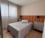 Apartamento com 65m², 2 dormitórios, 1 suíte, 2 vagas no bairro Petrópolis em Porto Alegre