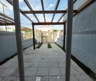 Casa com 187m², 3 dormitórios, 1 suíte, 2 vagas no bairro Sarandi em Porto Alegre