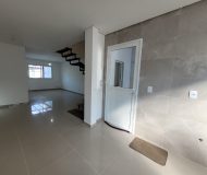 Casa com 187m², 3 dormitórios, 1 suíte, 2 vagas no bairro Sarandi em Porto Alegre
