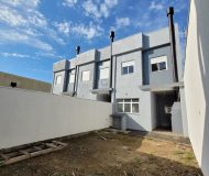 Casa com 187m², 3 dormitórios, 1 suíte, 2 vagas no bairro Sarandi em Porto Alegre