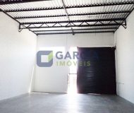 Depósito com 200m², 3 vagas no bairro Sarandi em Porto Alegre
