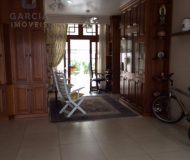 Casa com 230m², 3 dormitórios, 1 suíte, 2 vagas no bairro Jardim Lindóia em Porto Alegre