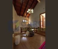 Casa com 350m², 4 dormitórios, 1 suíte, 3 vagas no bairro Jardim Itu em Porto Alegre