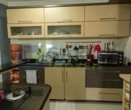 Casa com 350m², 4 dormitórios, 1 suíte, 3 vagas no bairro Jardim Itu em Porto Alegre