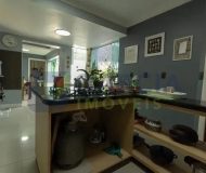 Casa com 350m², 4 dormitórios, 1 suíte, 3 vagas no bairro Jardim Itu em Porto Alegre