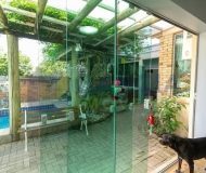 Casa com 350m², 4 dormitórios, 1 suíte, 3 vagas no bairro Jardim Itu em Porto Alegre