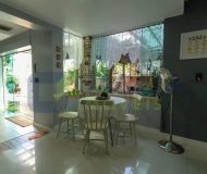 Casa com 350m², 4 dormitórios, 1 suíte, 3 vagas no bairro Jardim Itu em Porto Alegre