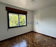 Apartamento com 65m², 2 dormitórios, 1 vaga no bairro São Sebastião em Porto Alegre