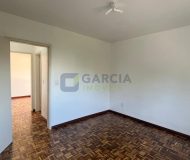 Apartamento com 65m², 2 dormitórios, 1 vaga no bairro São Sebastião em Porto Alegre
