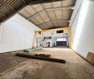 Depósito com 430m², 1 vaga no bairro Rubem Berta em Porto Alegre