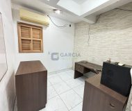 Depósito com 430m², 1 vaga no bairro Rubem Berta em Porto Alegre