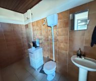 Depósito com 430m², 1 vaga no bairro Rubem Berta em Porto Alegre