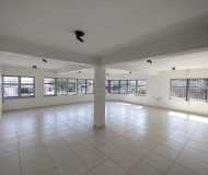 Loja com 179m² no bairro Navegantes em Porto Alegre