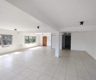 Loja com 179m² no bairro Navegantes em Porto Alegre