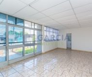 Prédio com 2.042m² no bairro Navegantes em Porto Alegre