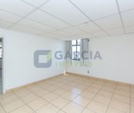 Prédio com 2.042m² no bairro Navegantes em Porto Alegre