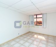 Prédio com 2.042m² no bairro Navegantes em Porto Alegre