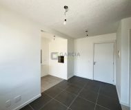 Apartamento com 41m², 2 dormitórios, 1 vaga no bairro Sarandi em Porto Alegre