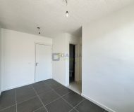 Apartamento com 41m², 2 dormitórios, 1 vaga no bairro Sarandi em Porto Alegre