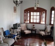 Casa com 205m², 3 dormitórios, 1 suíte, 3 vagas no bairro Sarandi em Porto Alegre
