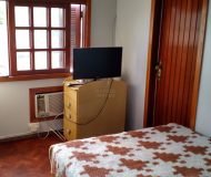 Casa com 205m², 3 dormitórios, 1 suíte, 3 vagas no bairro Sarandi em Porto Alegre