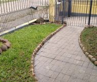 Casa com 205m², 3 dormitórios, 1 suíte, 3 vagas no bairro Sarandi em Porto Alegre