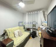 Apartamento com 51m², 2 dormitórios no bairro São Sebastião em Porto Alegre