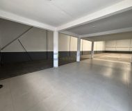 Depósito com 750m² no bairro São Sebastião em Porto Alegre
