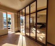 Casa com 240m², 4 dormitórios, 3 suítes, 2 vagas no bairro Floresta em Porto Alegre