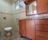 Casa com 240m², 4 dormitórios, 3 suítes, 2 vagas no bairro Floresta em Porto Alegre