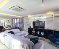 Casa em Condomínio com 307m², 3 dormitórios, 2 suítes, 2 vagas no bairro Condomínio Buena Vista em Viamão