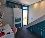 Casa em Condomínio com 307m², 3 dormitórios, 2 suítes, 2 vagas no bairro Condomínio Buena Vista em Viamão