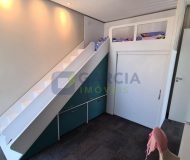 Casa em Condomínio com 307m², 3 dormitórios, 2 suítes, 2 vagas no bairro Condomínio Buena Vista em Viamão