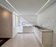 Apartamento com 81m², 2 dormitórios no bairro Centro em Porto Alegre