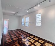 Apartamento com 81m², 2 dormitórios no bairro Centro em Porto Alegre