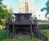 Apartamento com 52m², 2 dormitórios, 1 vaga no bairro Jardim Carvalho em Porto Alegre