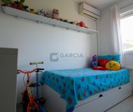 Apartamento com 52m², 2 dormitórios, 1 vaga no bairro Jardim Carvalho em Porto Alegre